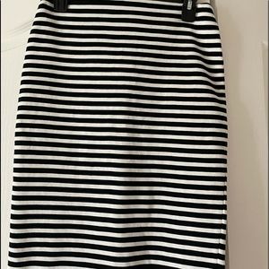 Black and White stretch skirt.
